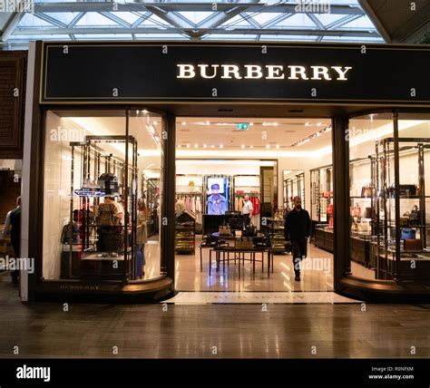 burberry online shop türkiye|Burberry official store.